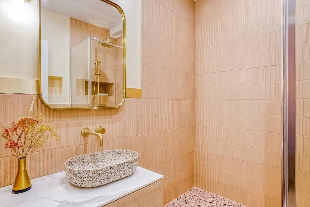 Apartment Bel Pour 6 Personnes Proche Champs Elysees Paris