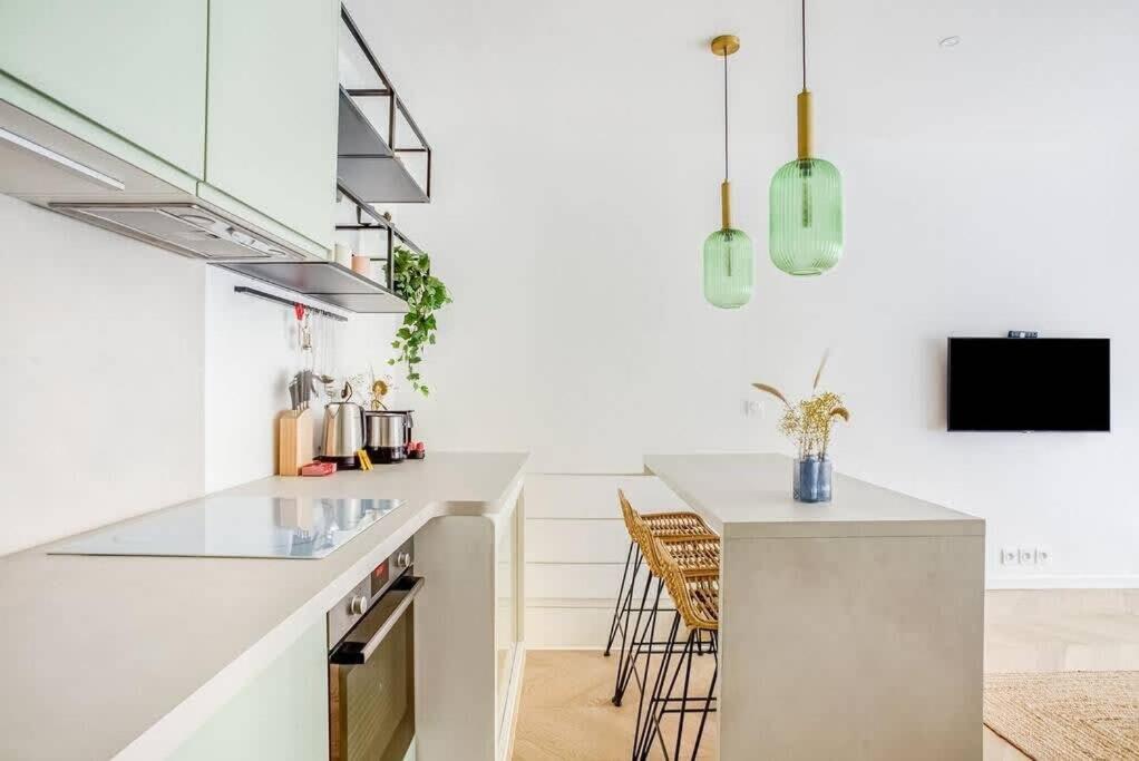 Apartment Bel Pour 6 Personnes Proche Champs Elysees