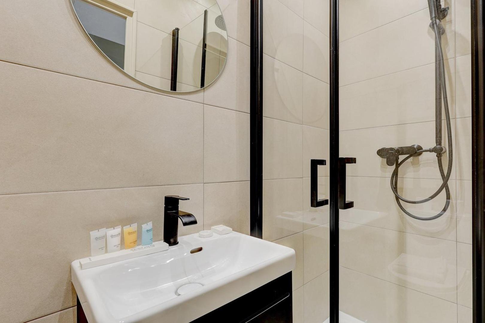 Bluestay 806 - Superb Paris