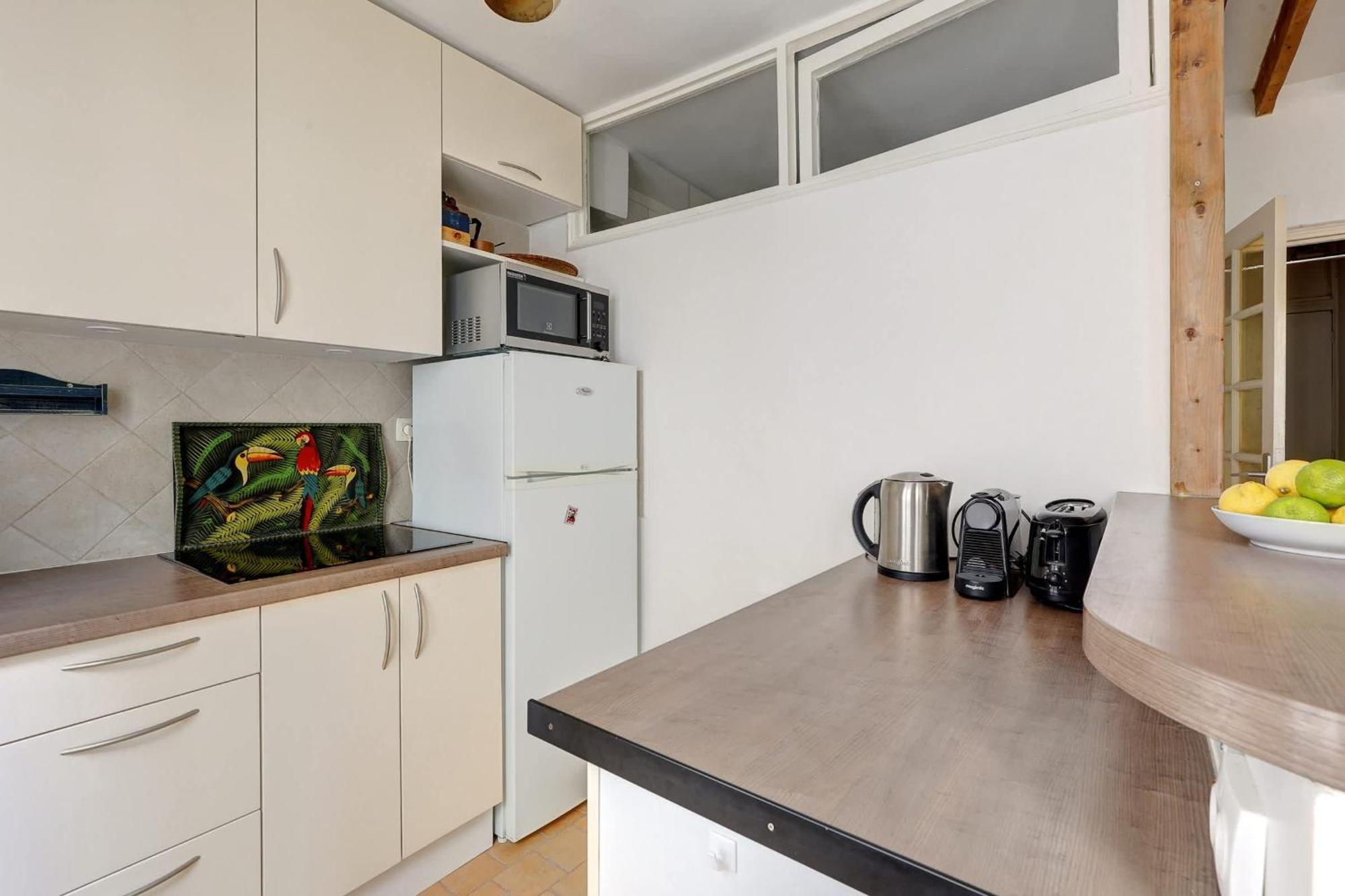 Apartment Invalides & Rue Cler - 1br - Cityapartmentstay
