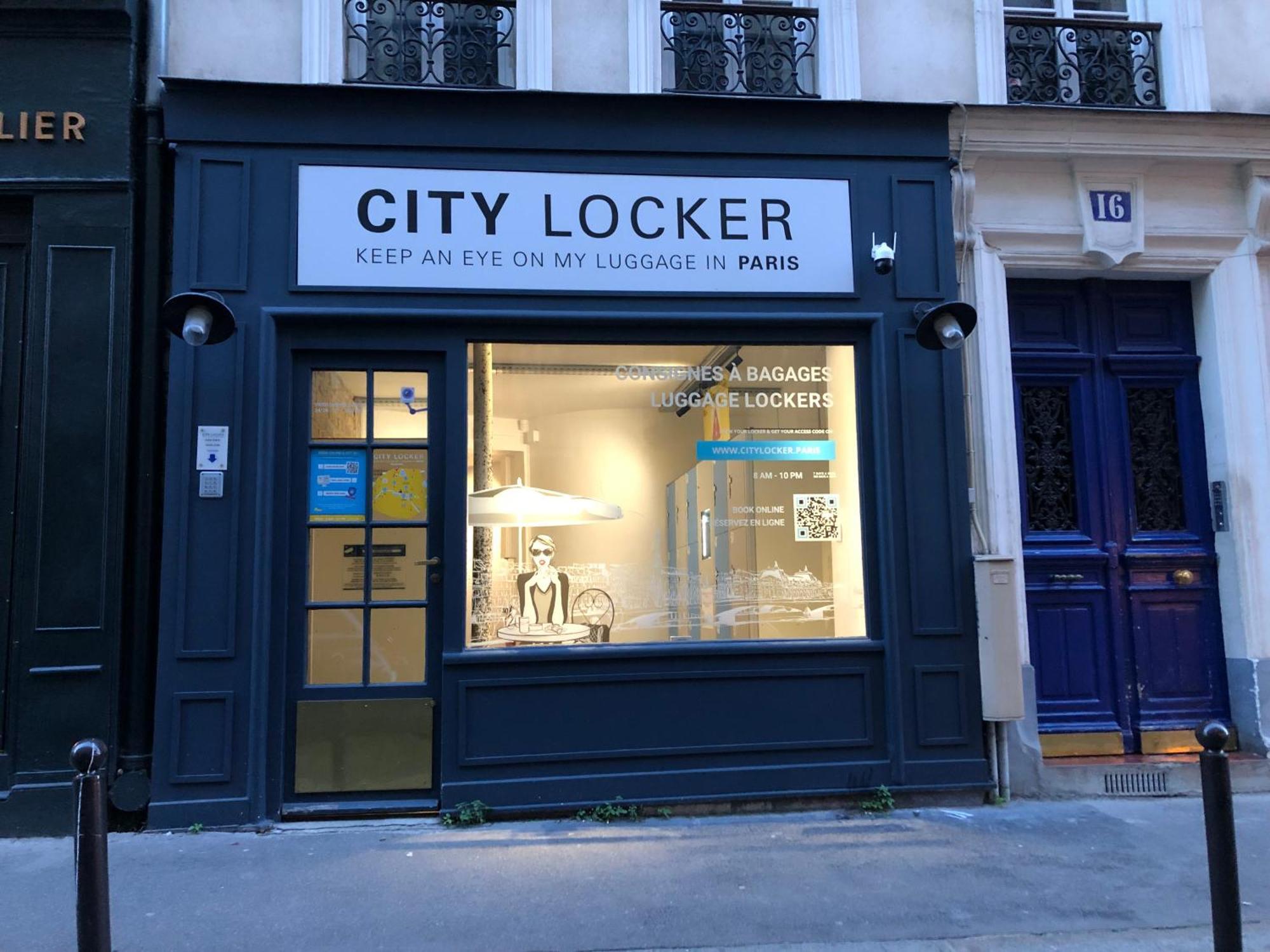 Flat In Montmartre La Planquette Parking Apartment Paris