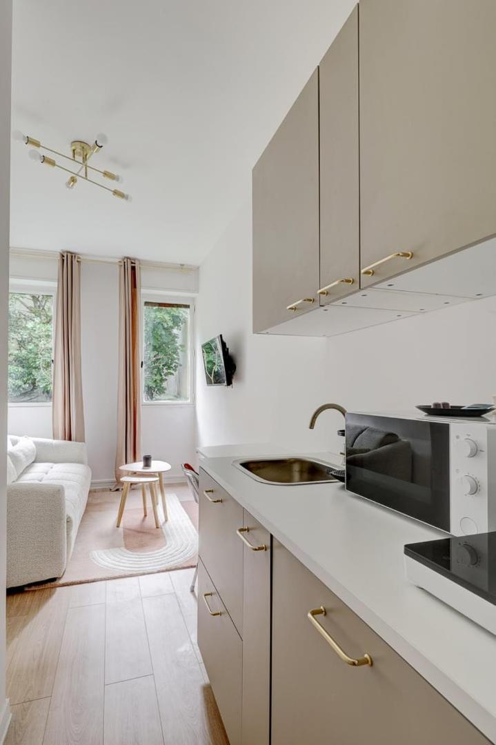 Bluestay 806 - Superb Paris
