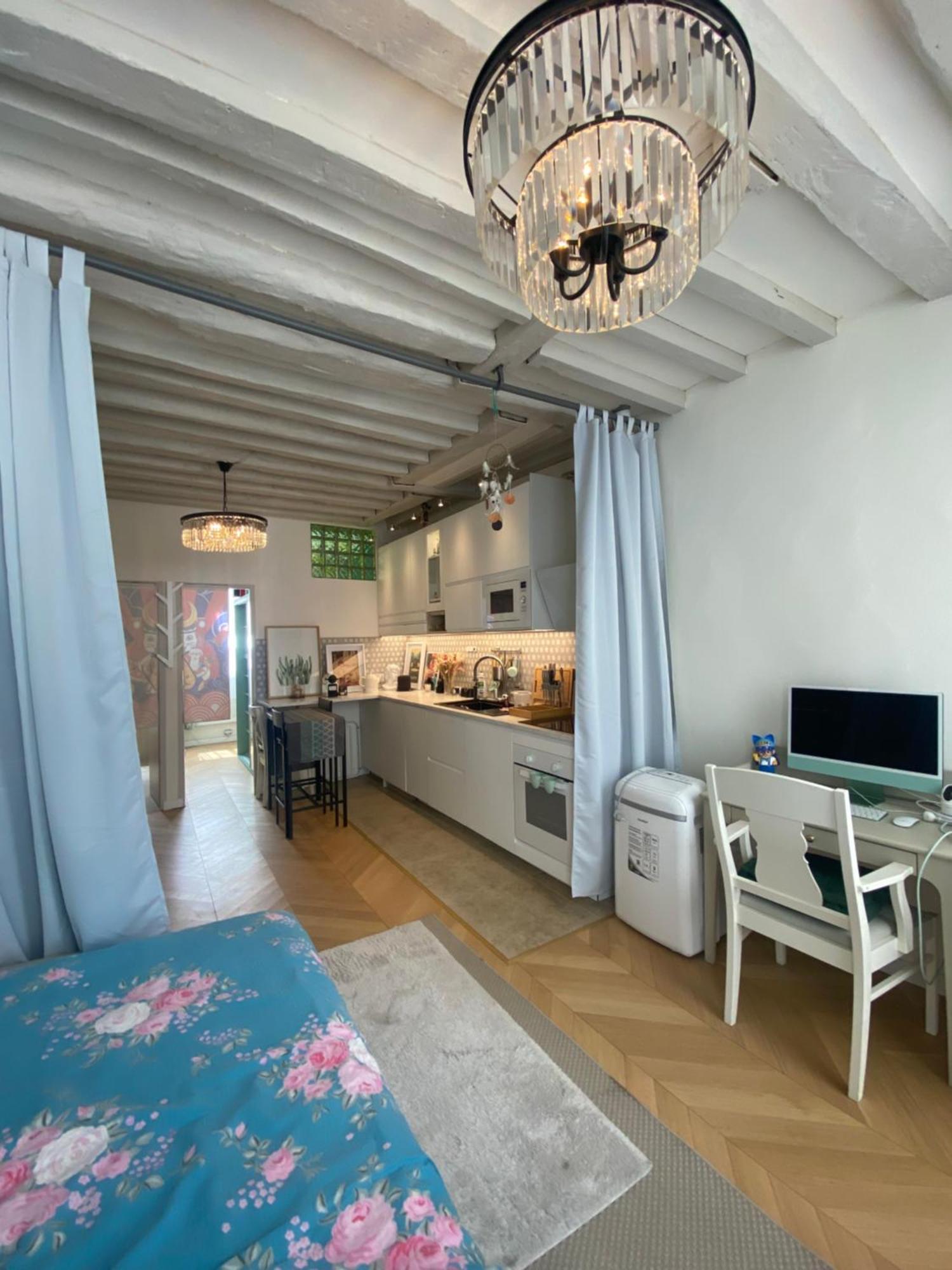 Appartement Cosy A Saint Michel-notre Dame Center *