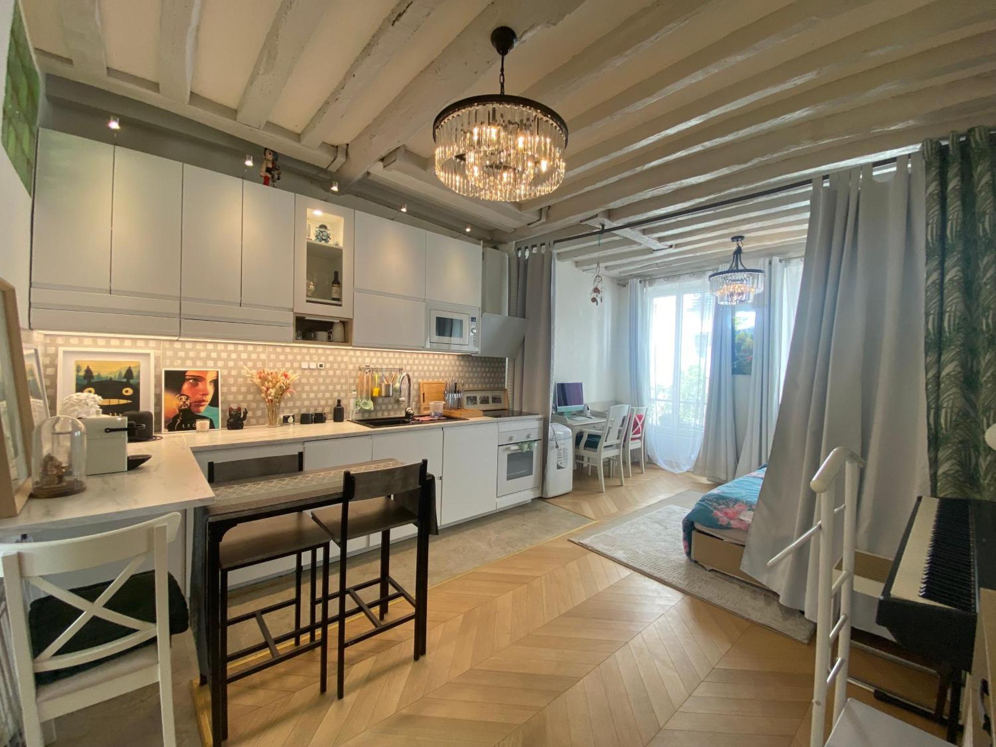 Appartement Cosy A Saint Michel-notre Dame Center Paris