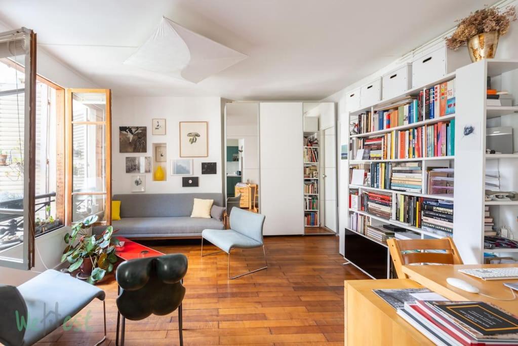 For 2p In Montmartre District Apartment Paris