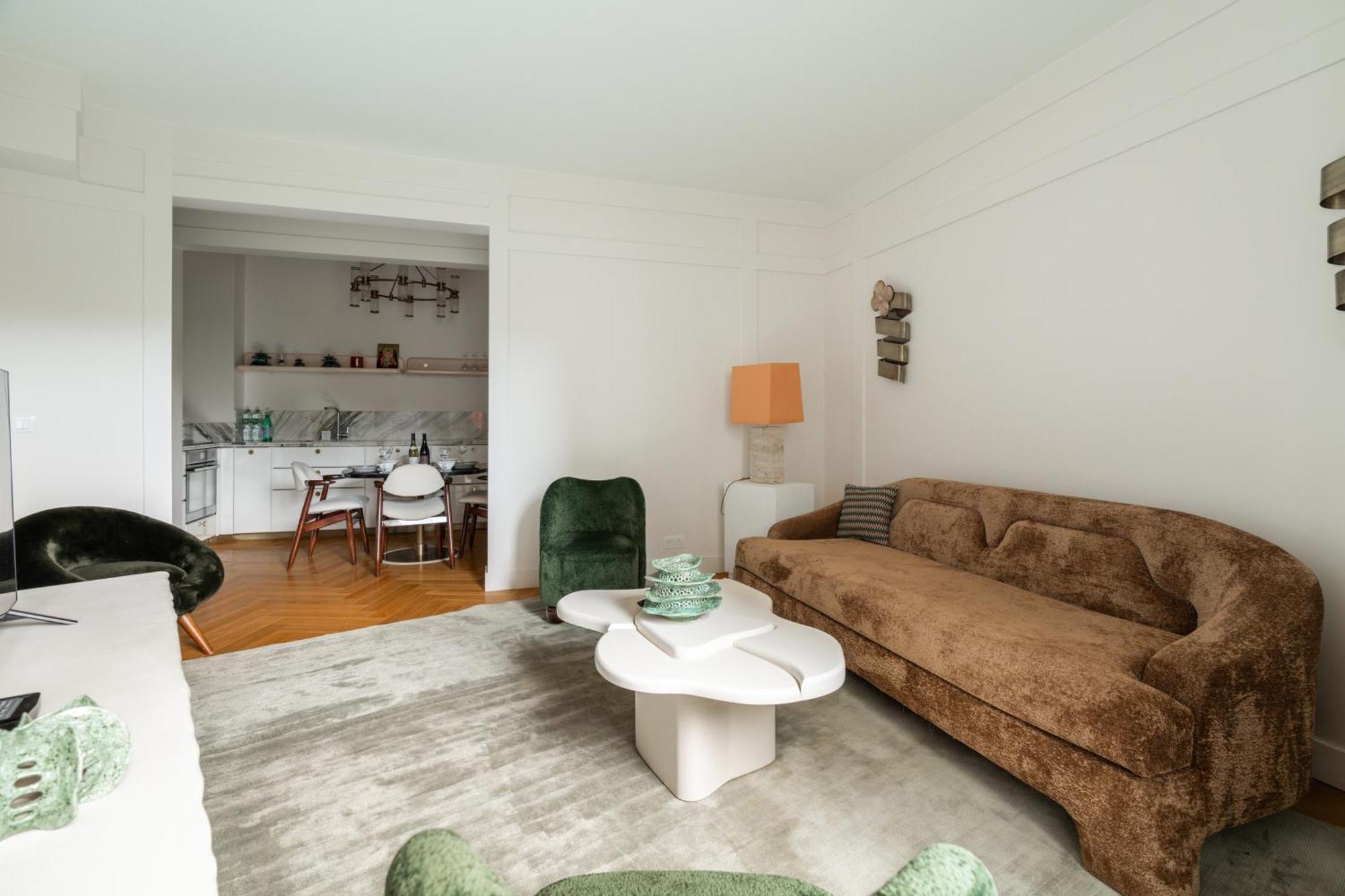Luxury On Canal Saint Martin Apartment