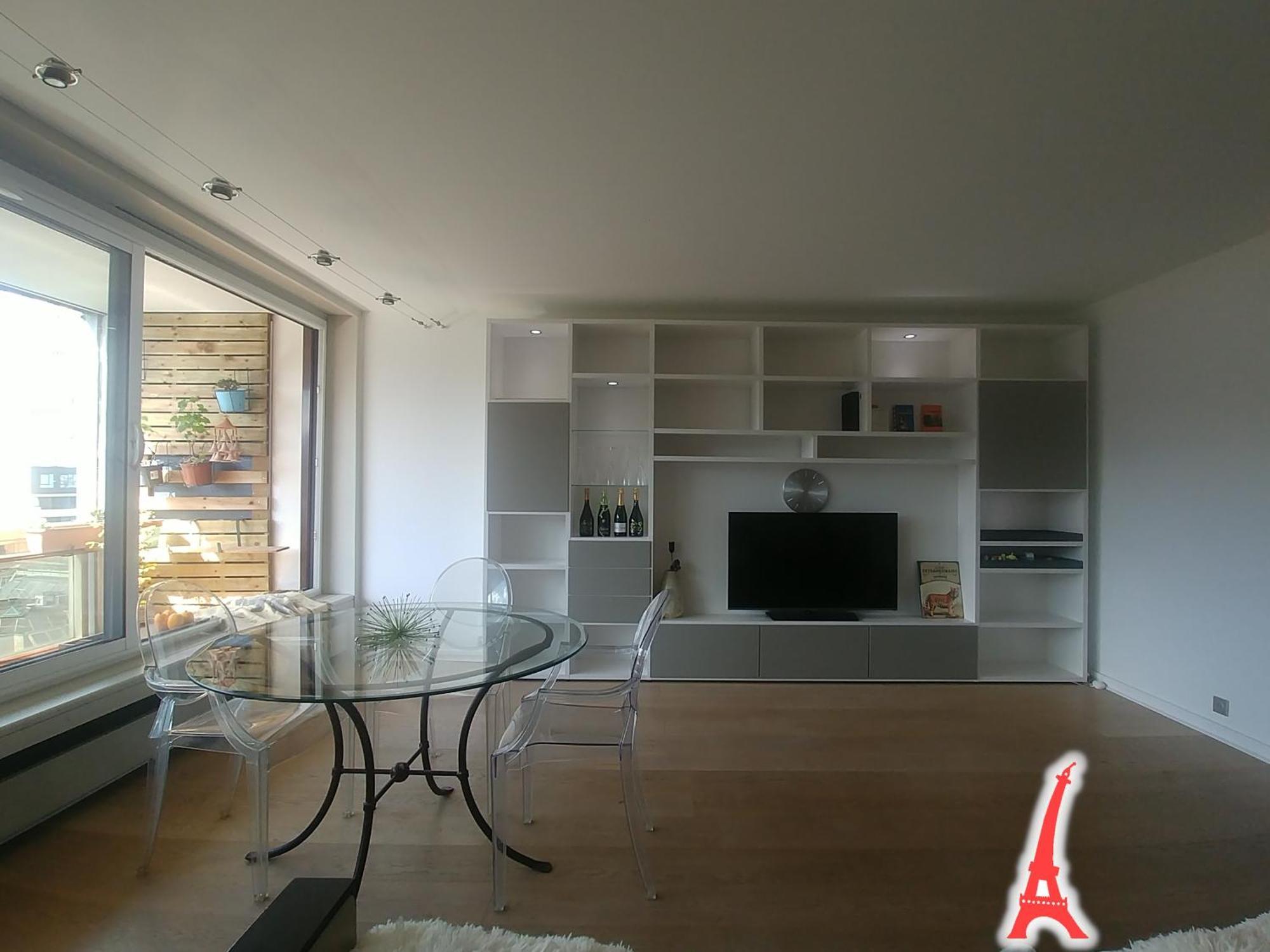 Appartement Tour Eiffel Two-bathroom Two-bedroom Loggia Spacious Quiet Brand-new