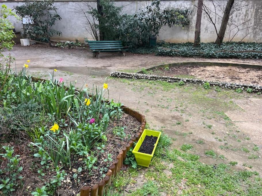 Apartment Buttes Chaumont Refait A Neuf *