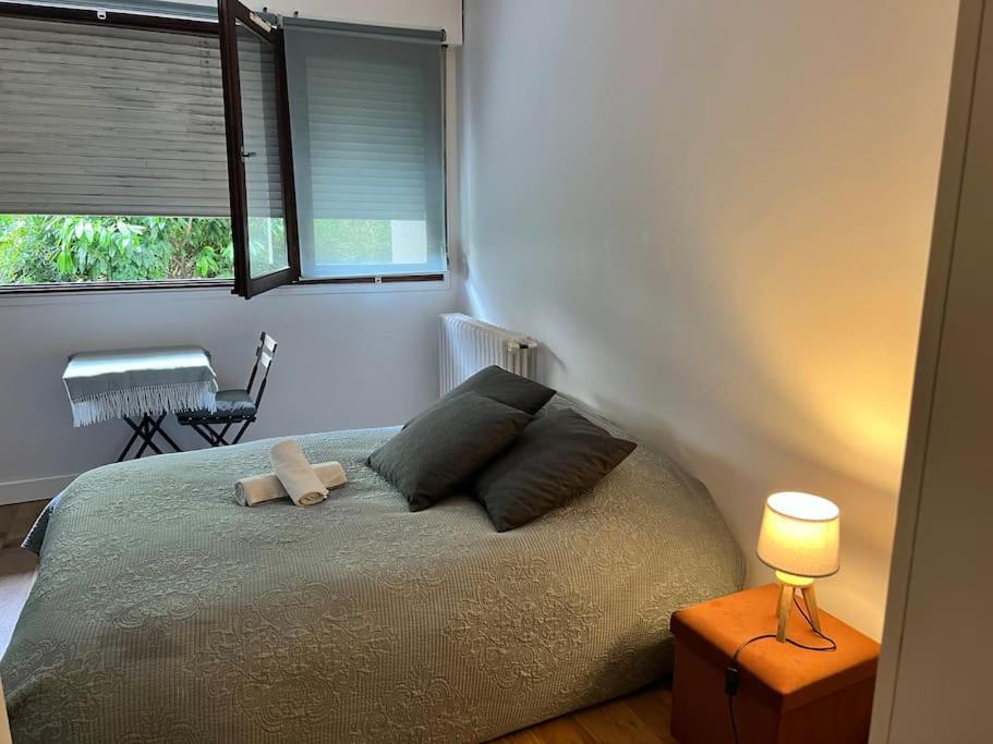 Apartment Buttes Chaumont Refait A Neuf Paris