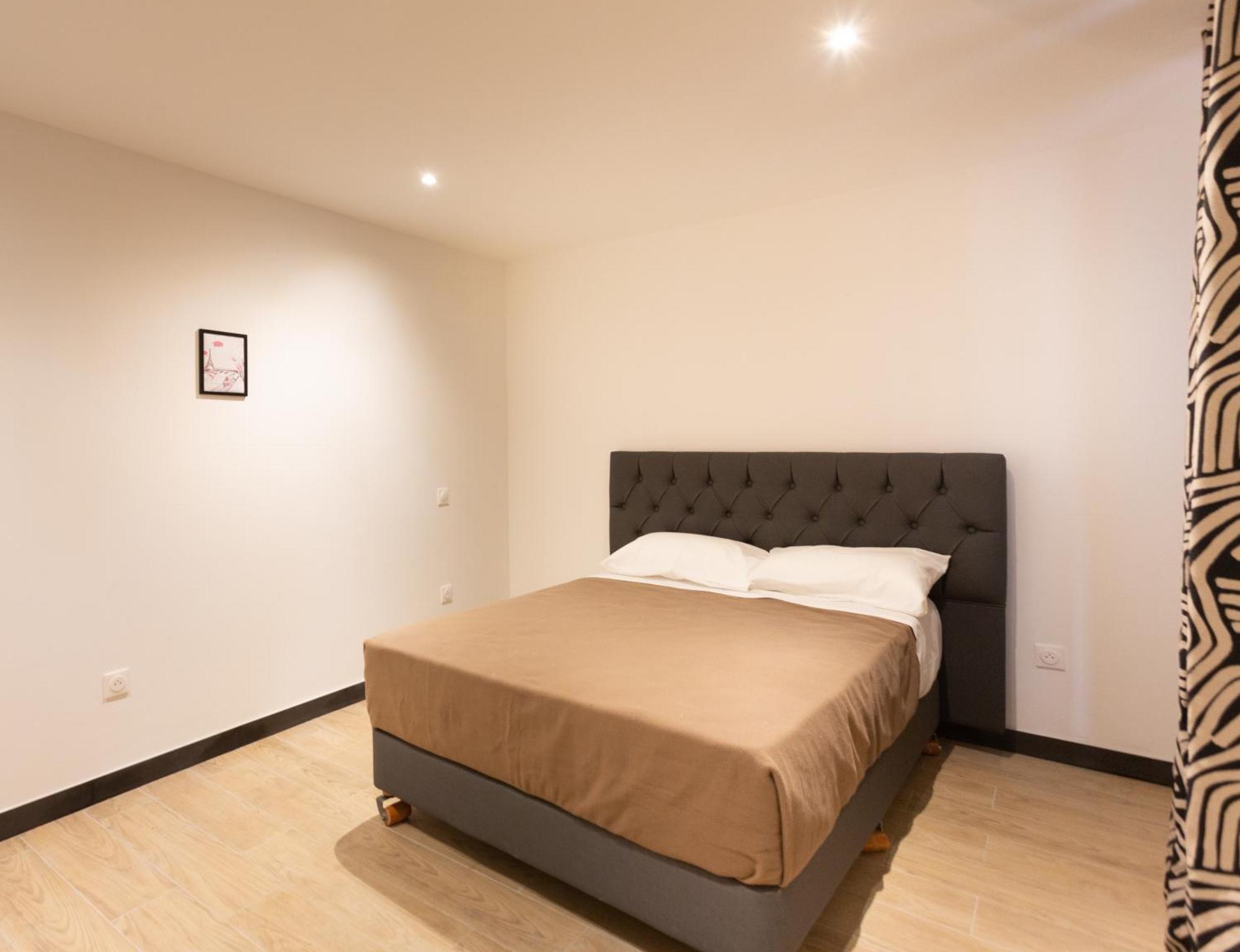 Les Pierres Du 15 Aparthotel *