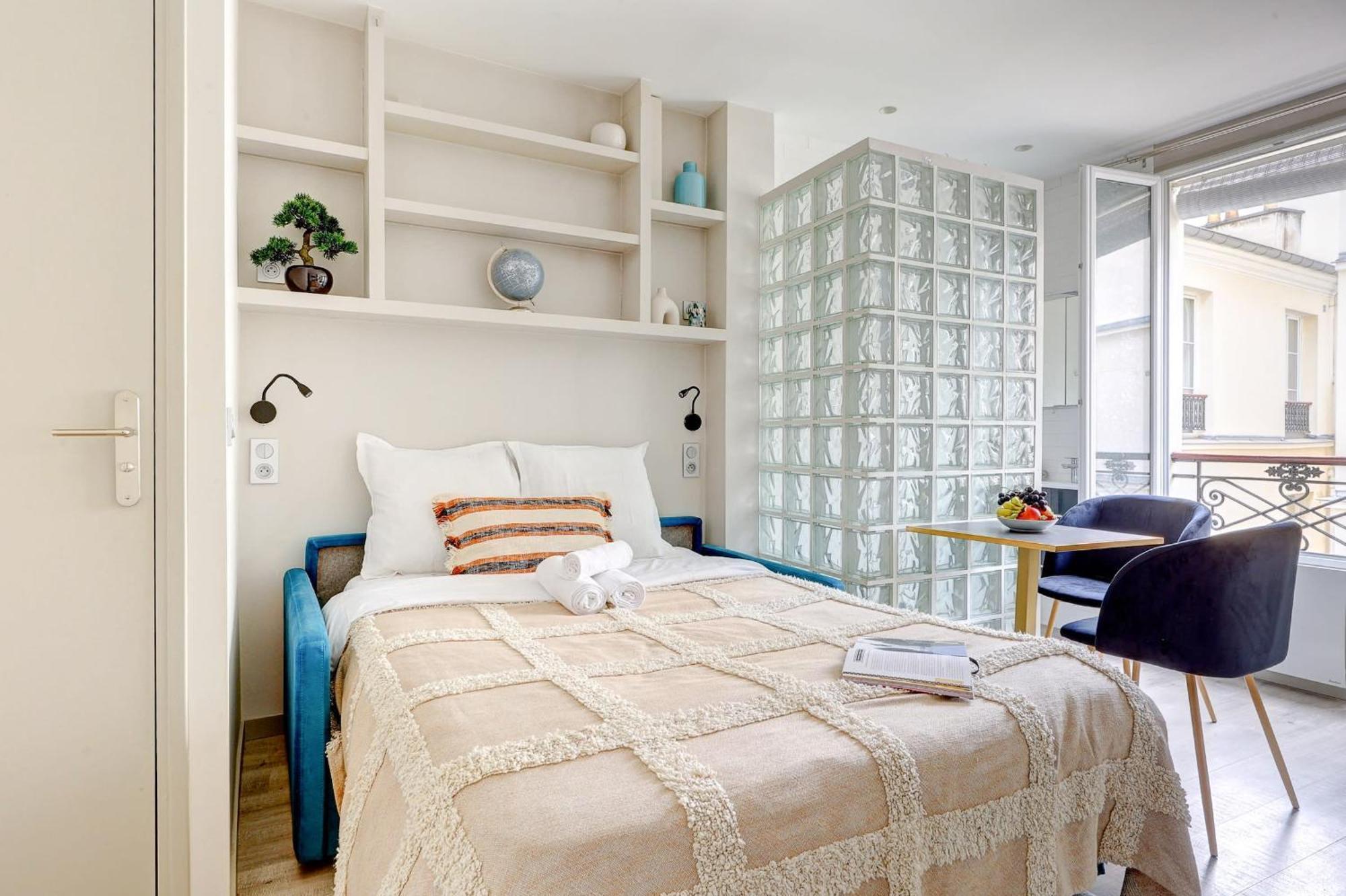 Eiffel Tower & 7th Arrondissement - Cityapartmentstay Apartment