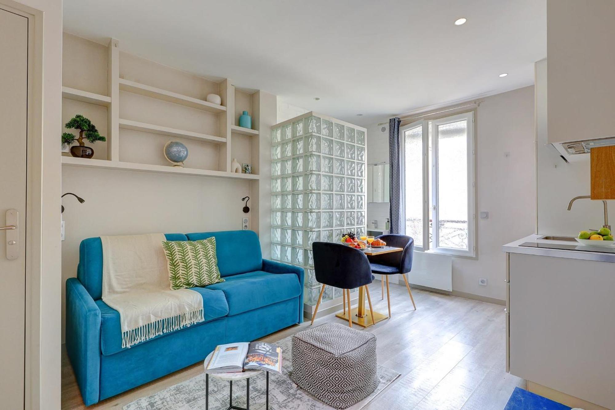 Eiffel Tower & 7th Arrondissement - Cityapartmentstay