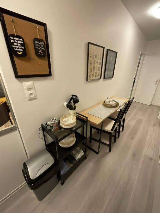 Apartment Chic Parisian Sacre Coeur Views Paris
