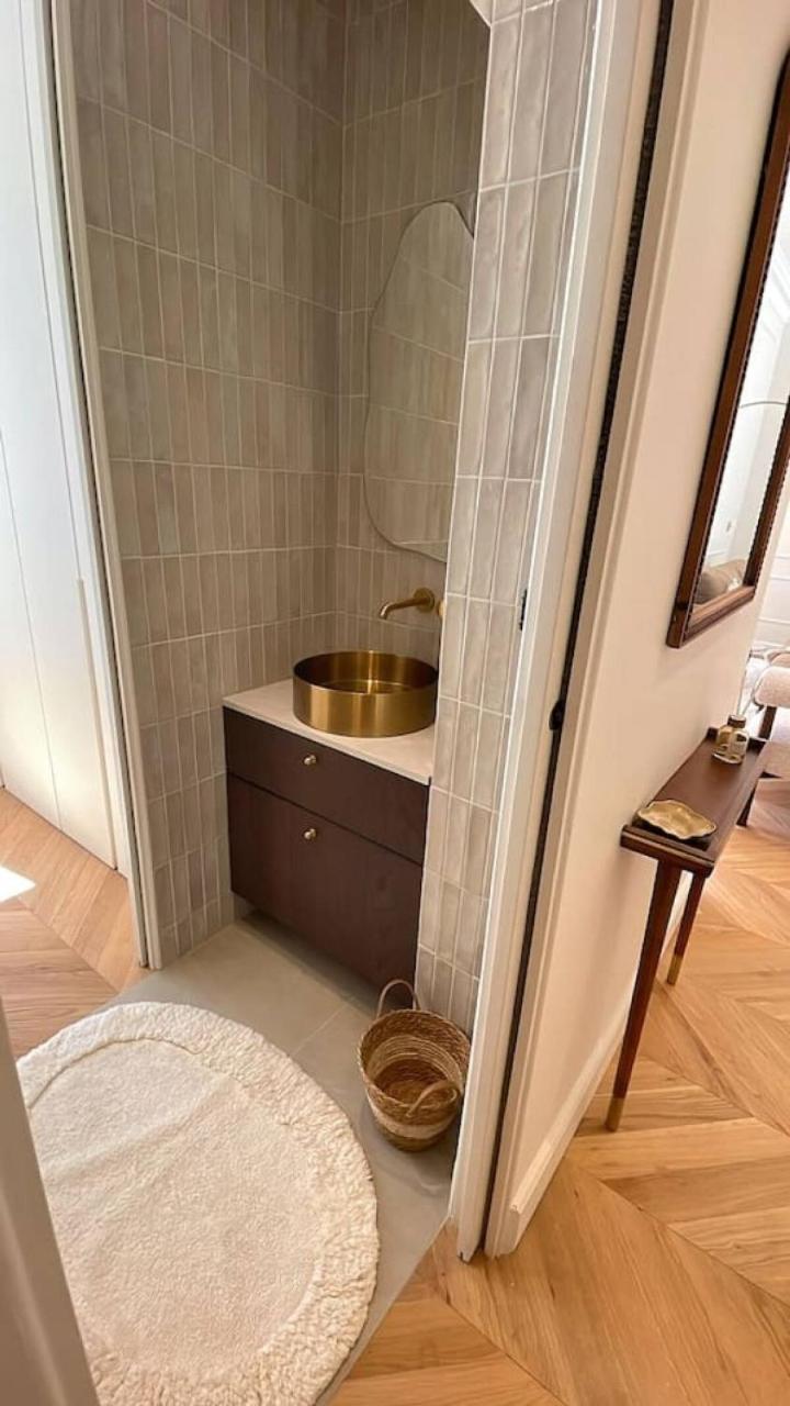 4p 1br - Fully Renovated With Ac - Champs-elysees * Paris