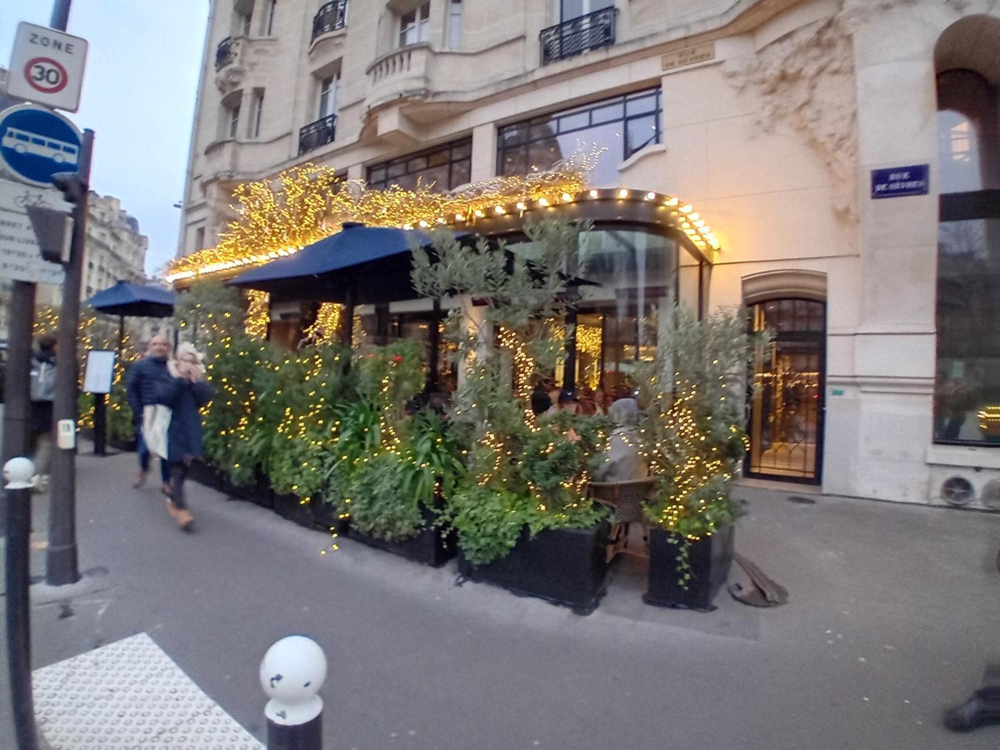 Appartement 1 Minute Gare Montparnasse , Center, Awsome Place, Close To Eiffel Tour And Louvre Meusm , Front Metro Paris