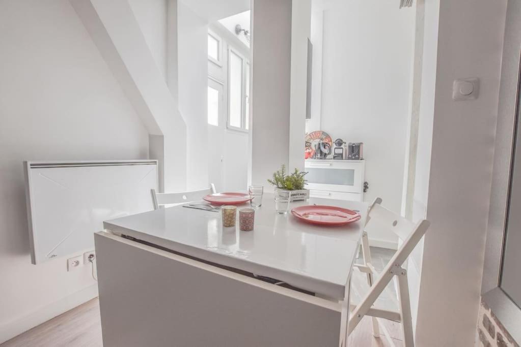 Apartment Paisible 10eme - Canal St Martin Paris