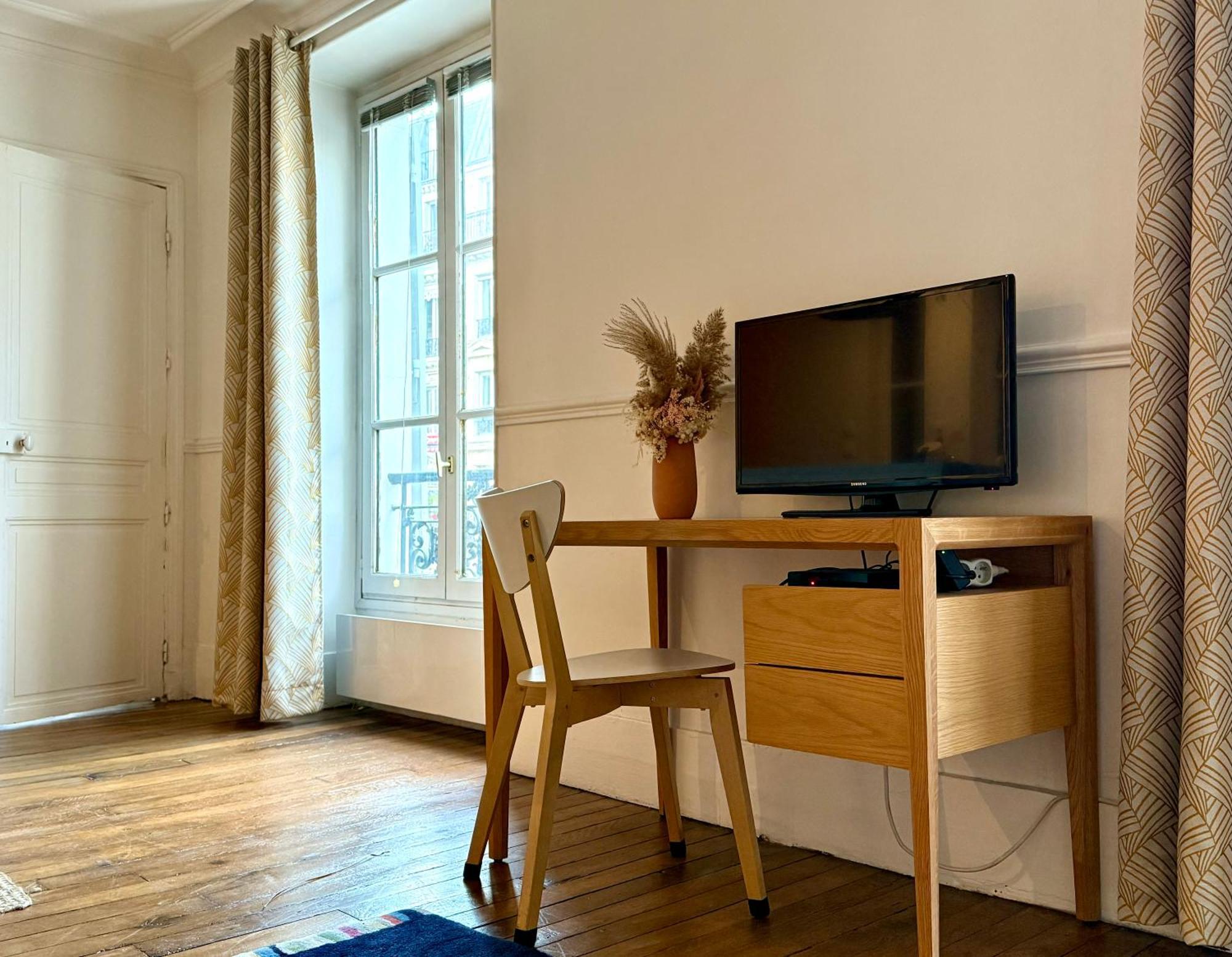 Center Of - Gare Est / Nord Appartement