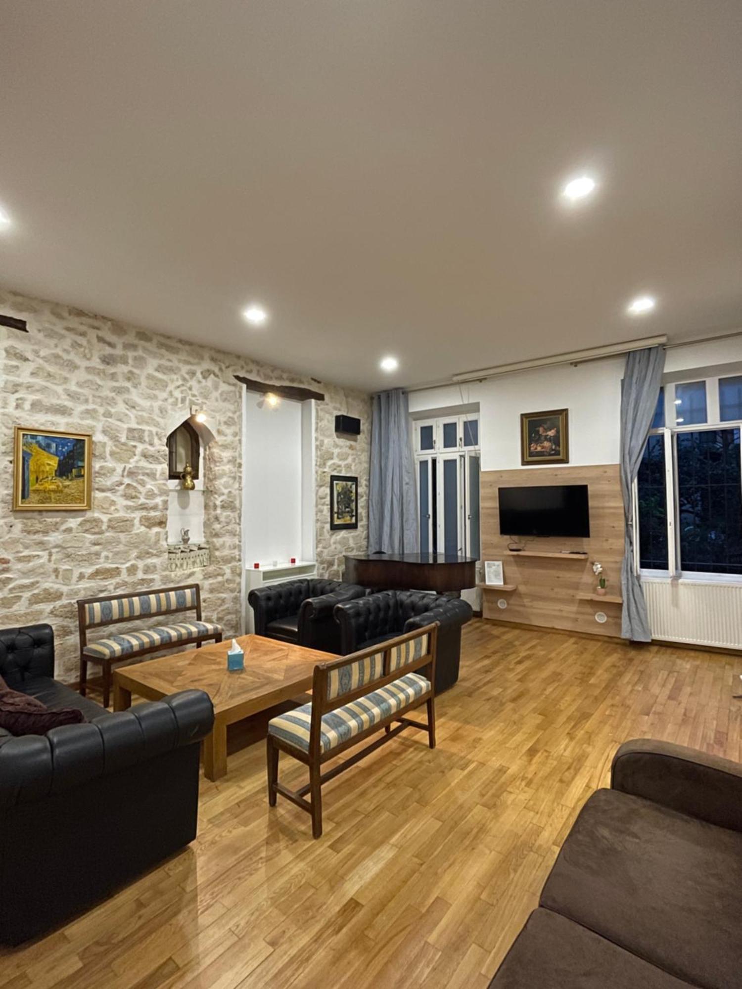 Spacieux Au Coeur Du 9 Eme Arrondissement Appartement *