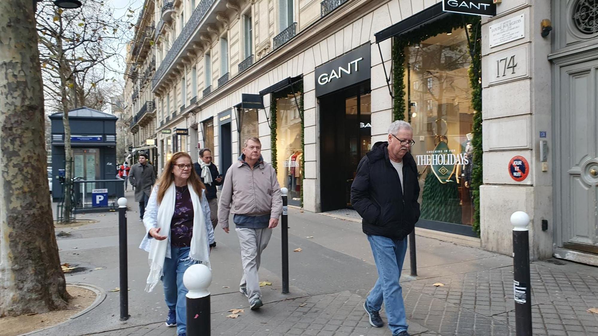 Appartement 1 Minute Gare Montparnasse , Center, Awsome Place, Close To Eiffel Tour And Louvre Meusm , Front Metro
