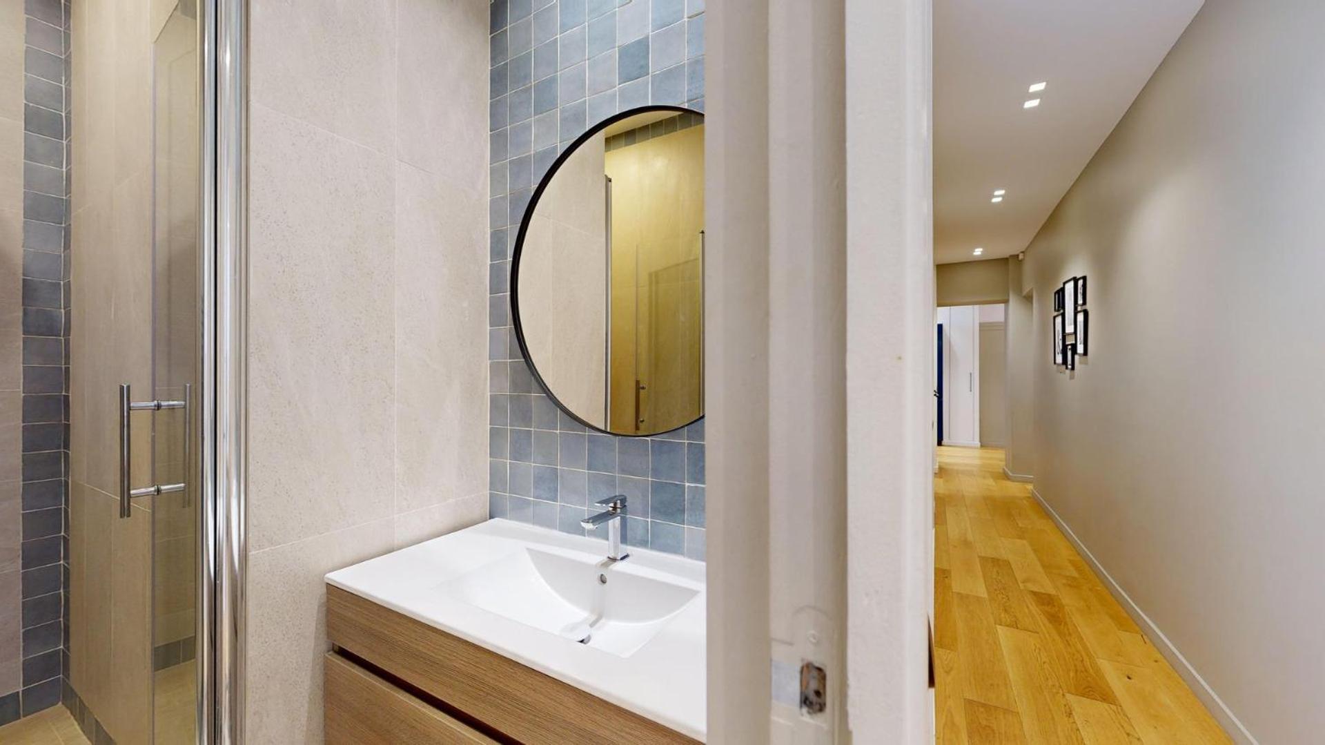 Sublime 4br-12p Apartment *