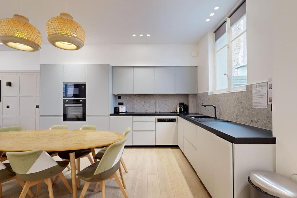 Sublime 3br-10p Apartment Paris