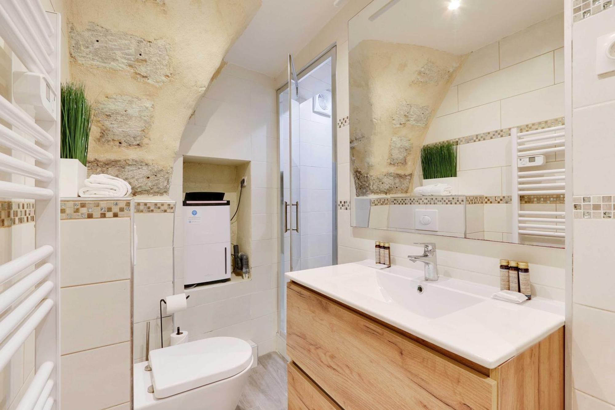 Charming With Ac -1br-3p- Sentier Paris