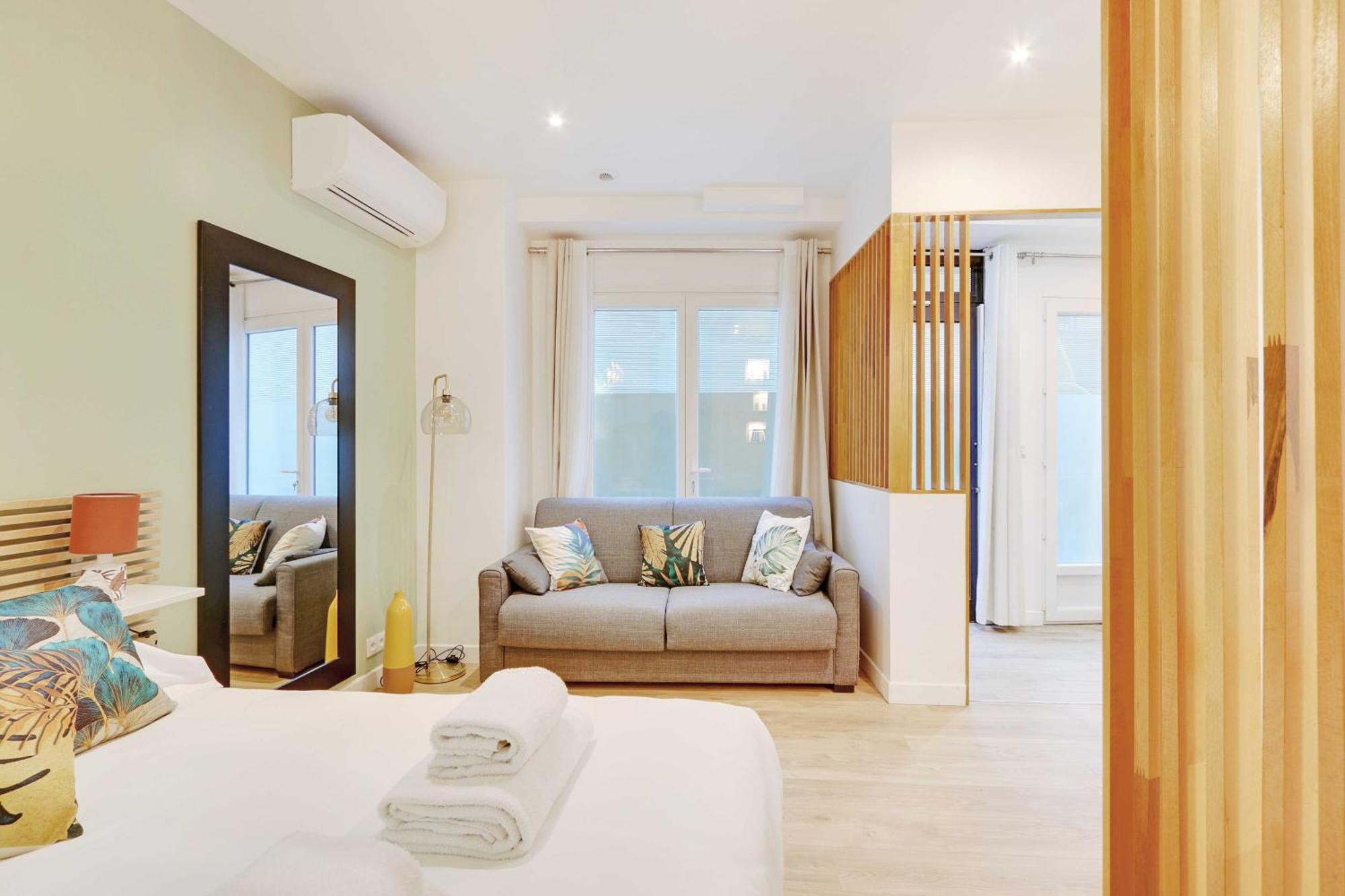 Charming With Ac -1br-3p- Sentier Apartment Paris