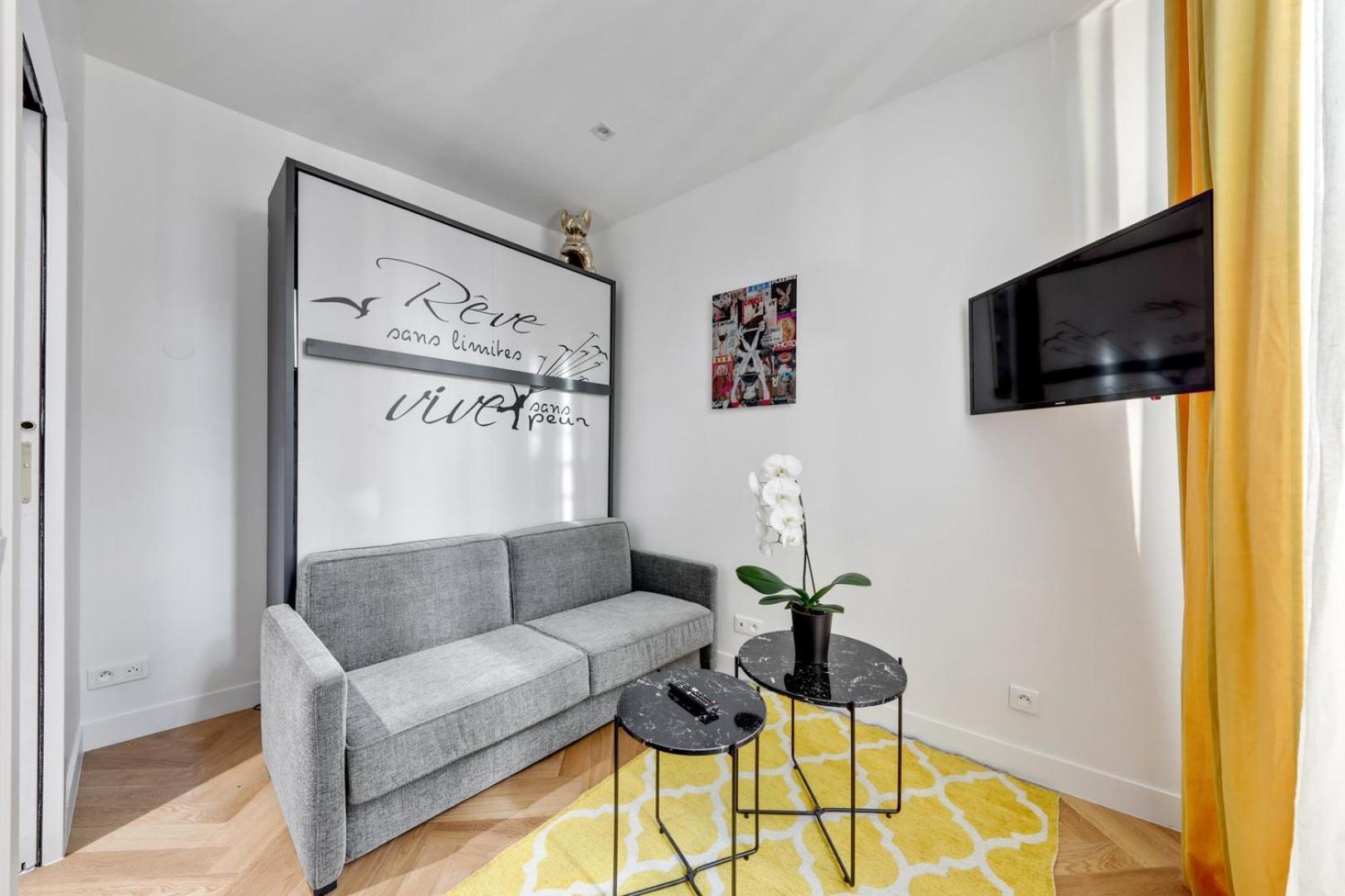 Cd : Superb Parisian Apartment