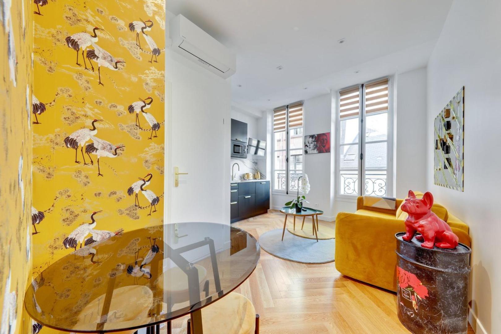 Apartment 208 Guerlain - Superb In *