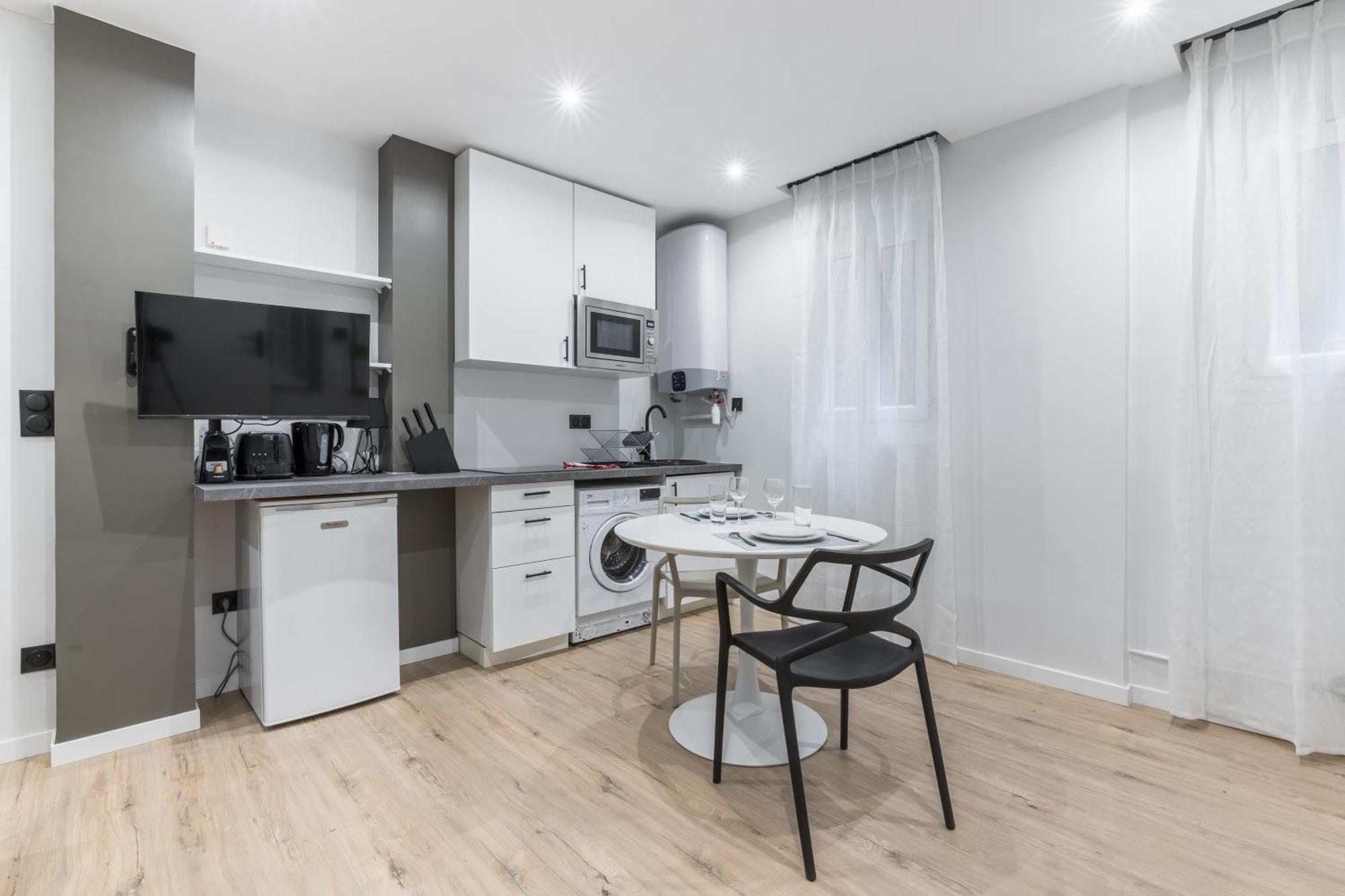 Versigny Heart Of 18th Cosy Studio Paris