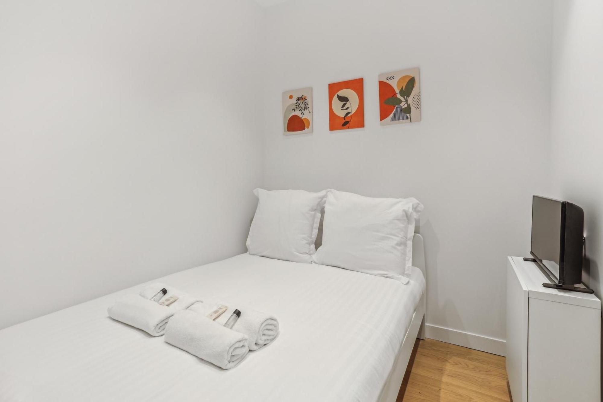 Lavie Maison Ac And Hot Tub Close Arc De Triomphe Apartment Paris