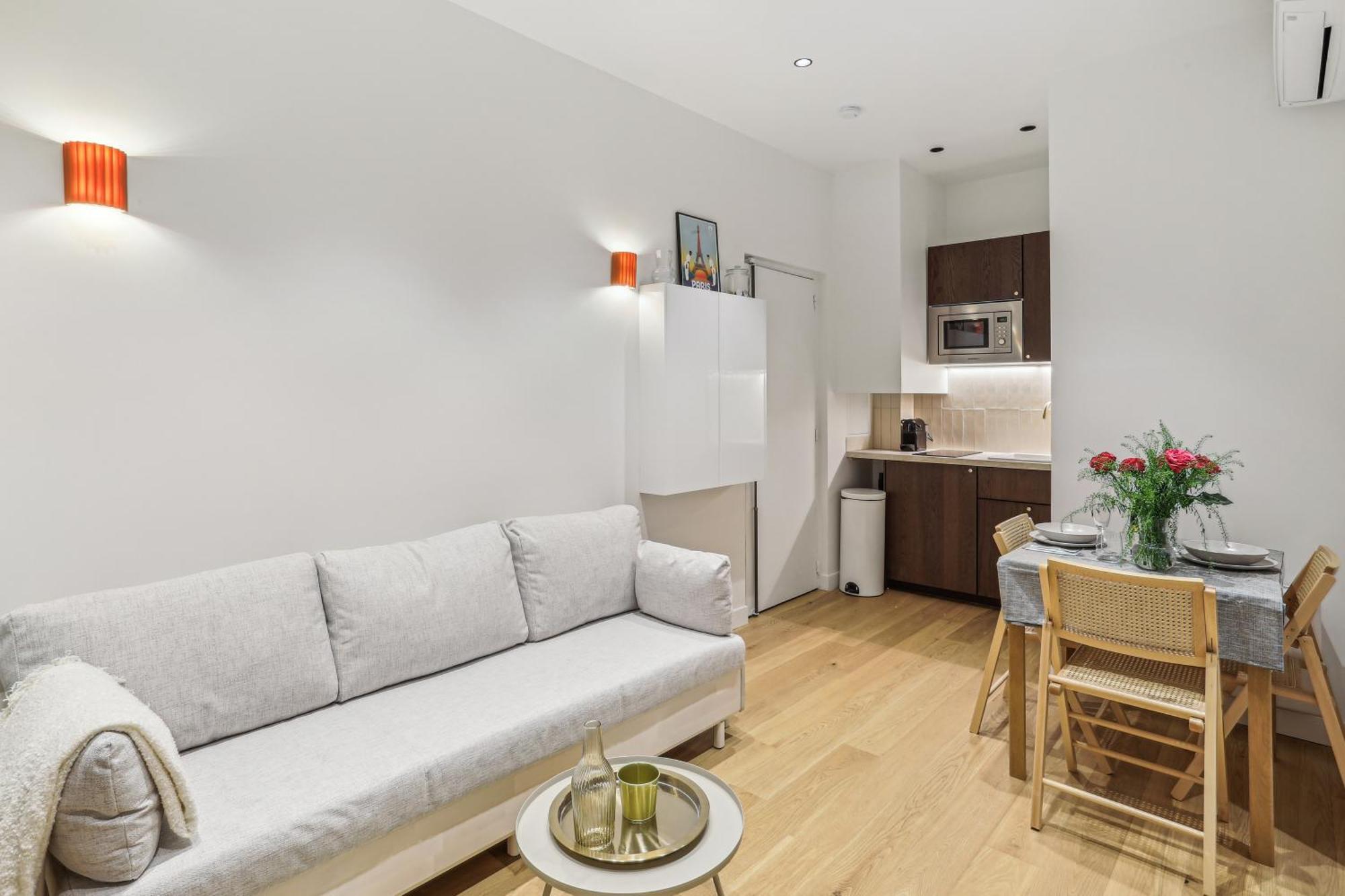 Lavie Maison Ac And Hot Tub Close Arc De Triomphe Apartment *
