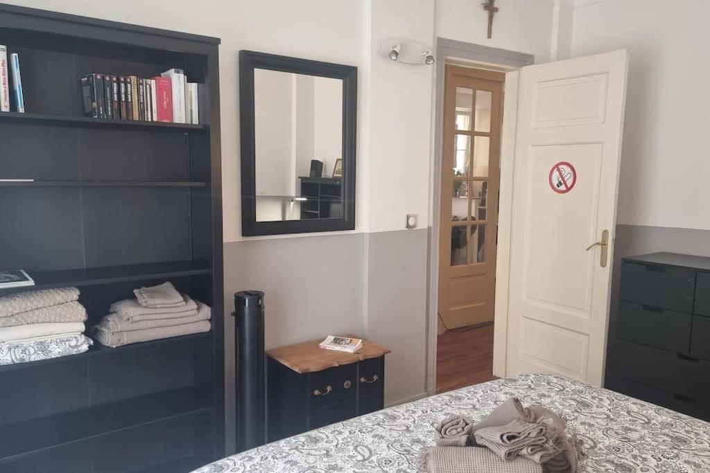 Cosy 15e Apartment Paris