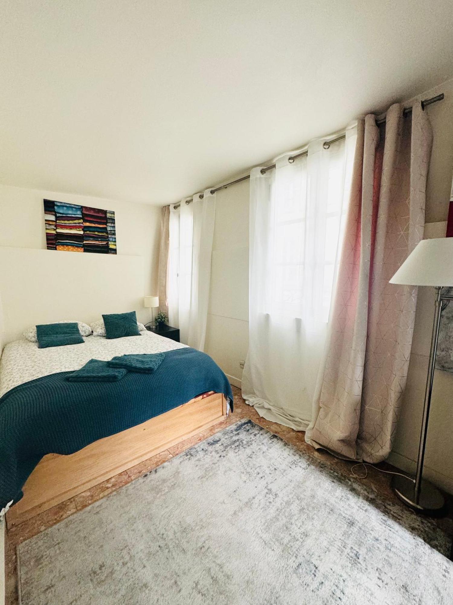 Cozy Flat Heart Of *
