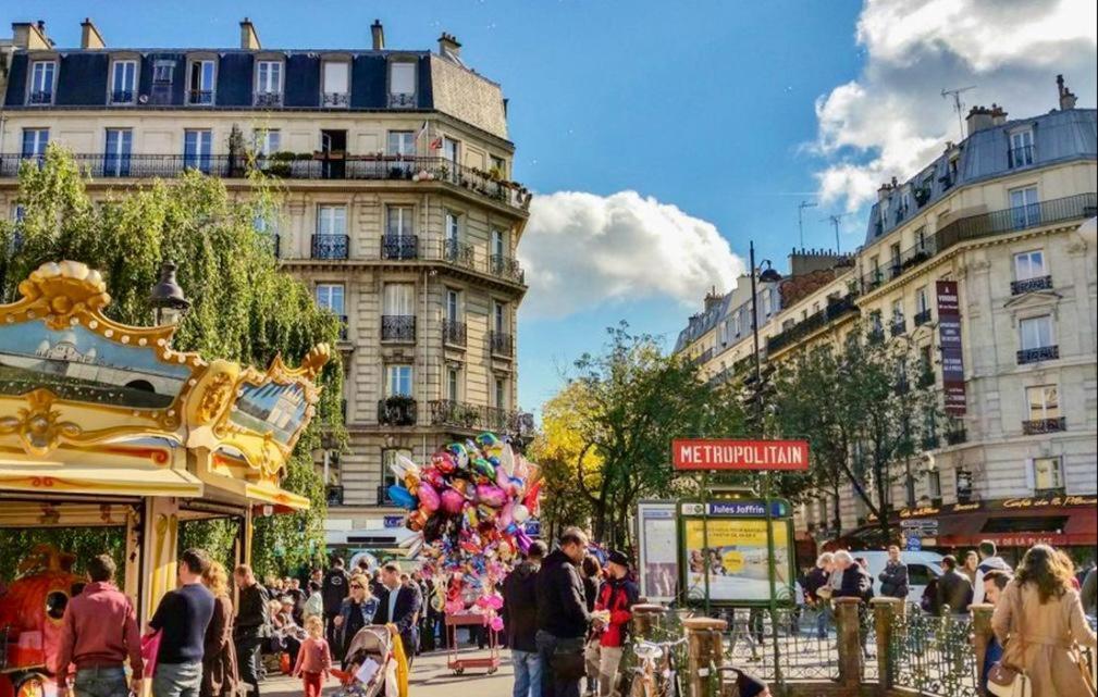 Coup De Coeur A Montmartre - Eugene Sue * Paris