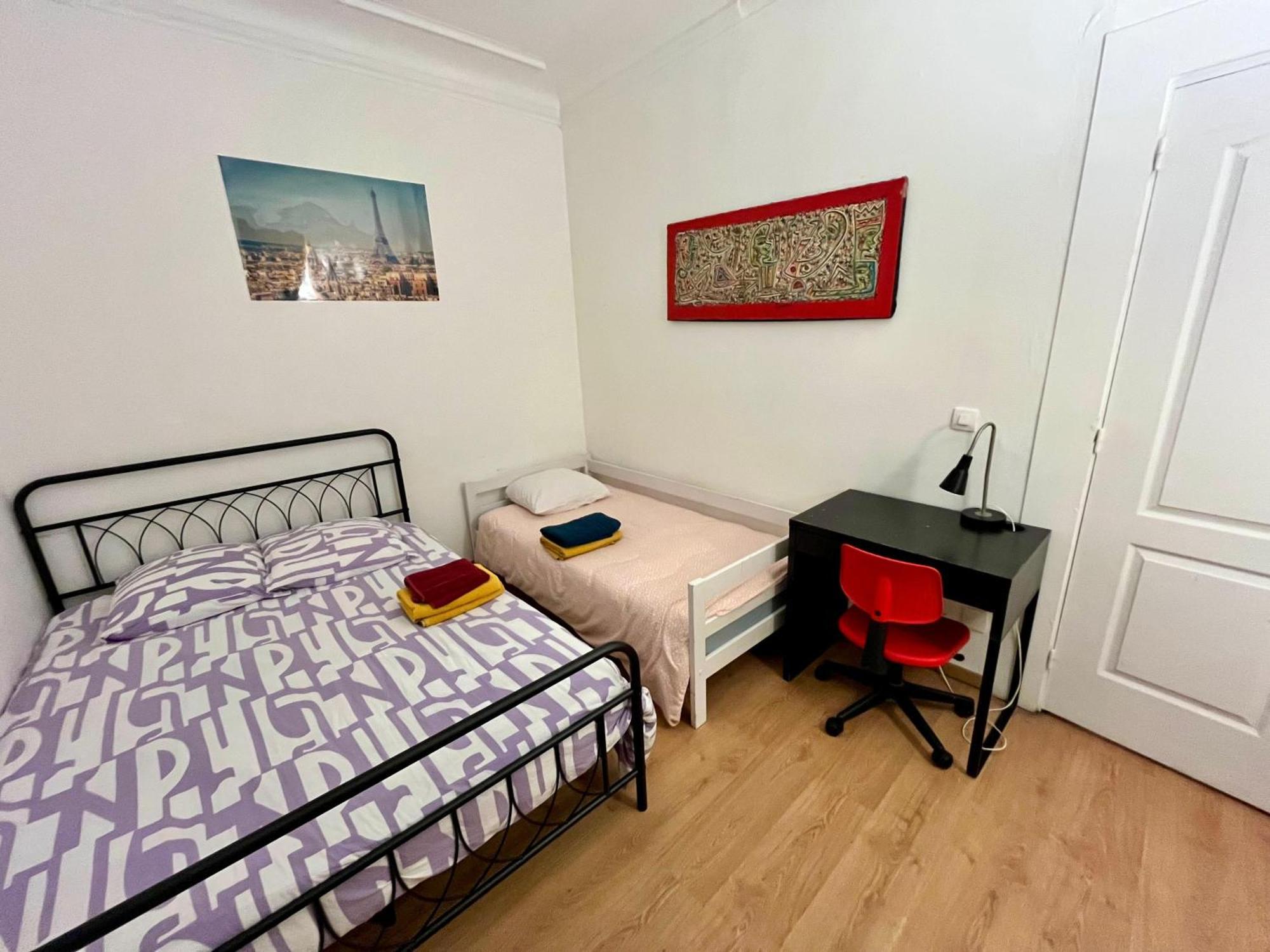 Apartment Coup De Coeur A Montmartre - Eugene Sue *