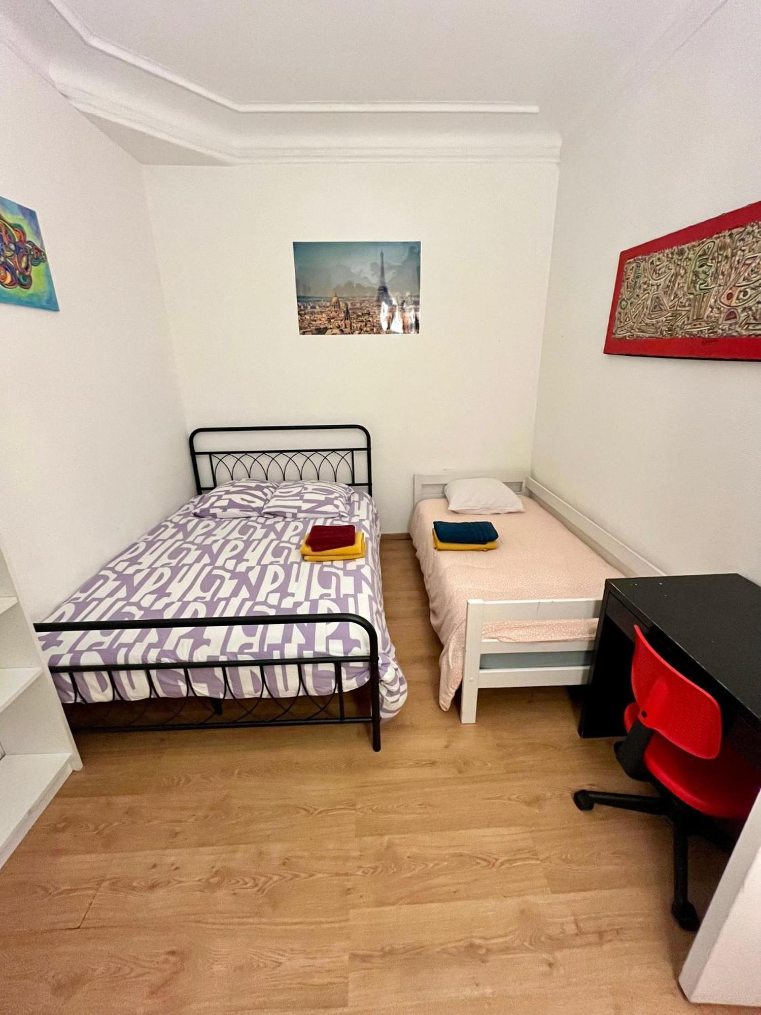 Apartment Coup De Coeur A Montmartre - Eugene Sue *