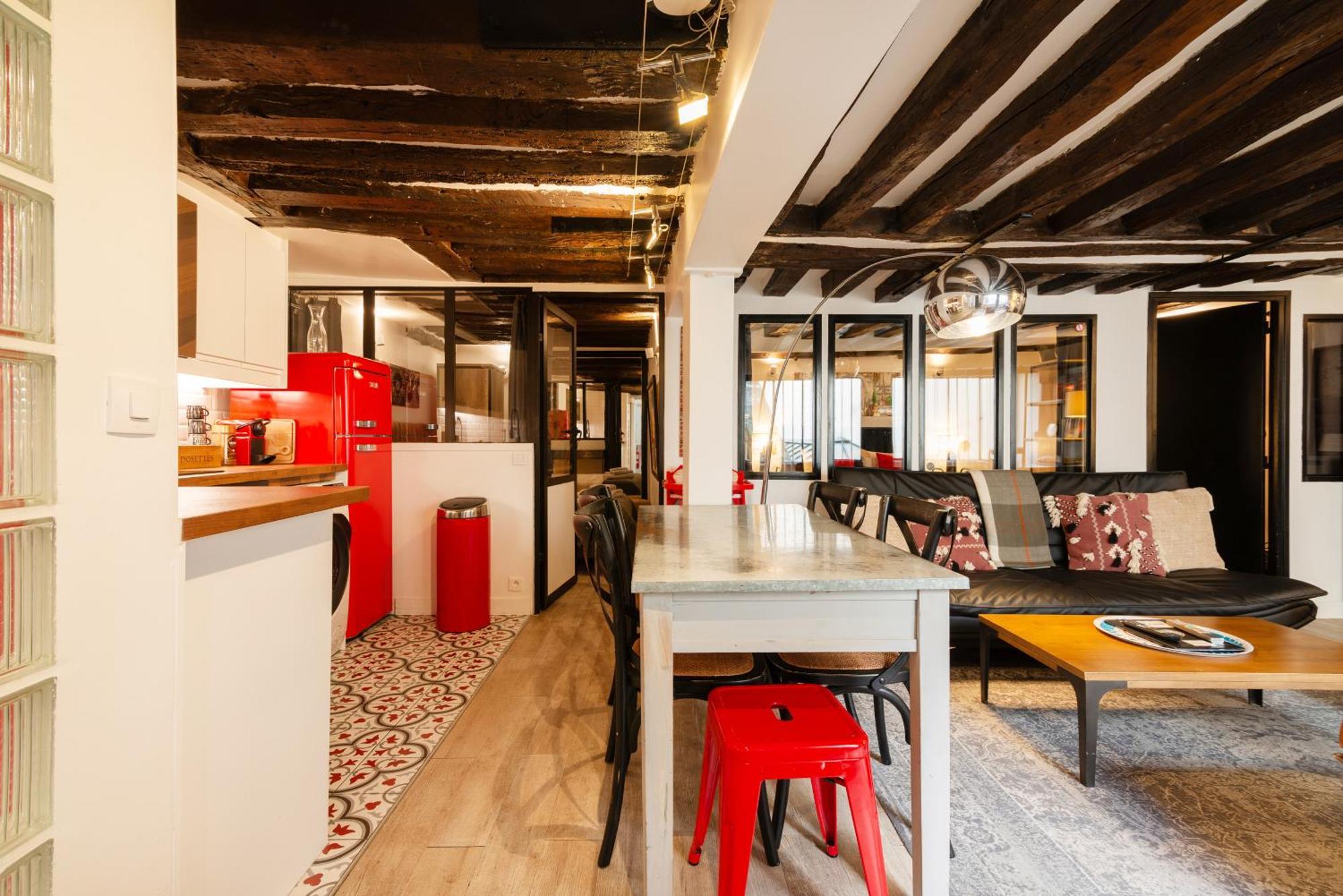Opera Center Charming Air-conditioned Loft Apartment