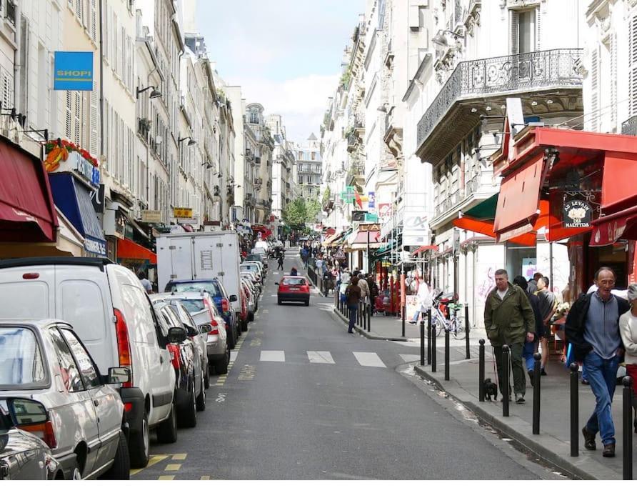Apartment Montmartre Rue Des Martyrs Loft With Ac, 4-7 Peo Paris