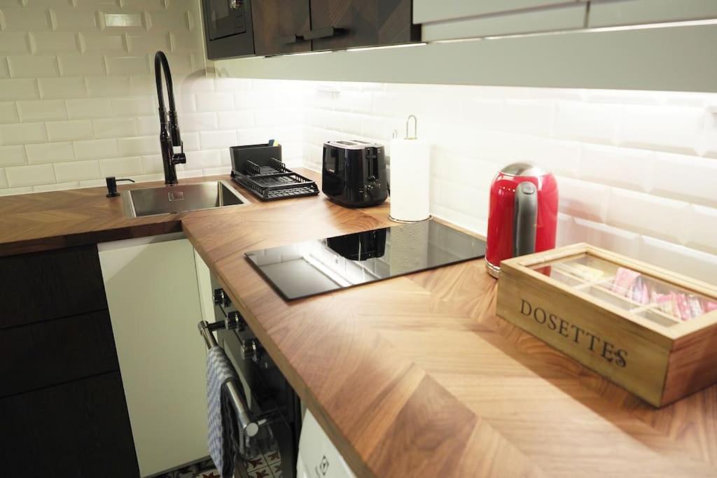 Opera Center Charming Air-conditioned Loft Apartment *