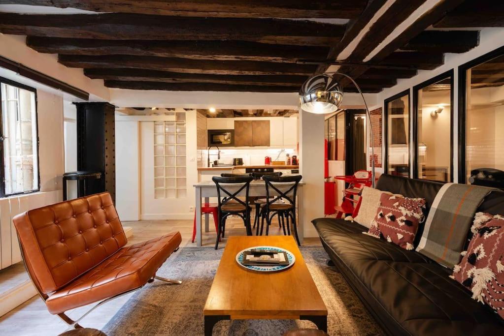 Opera Center Charming Air-conditioned Loft Apartment *