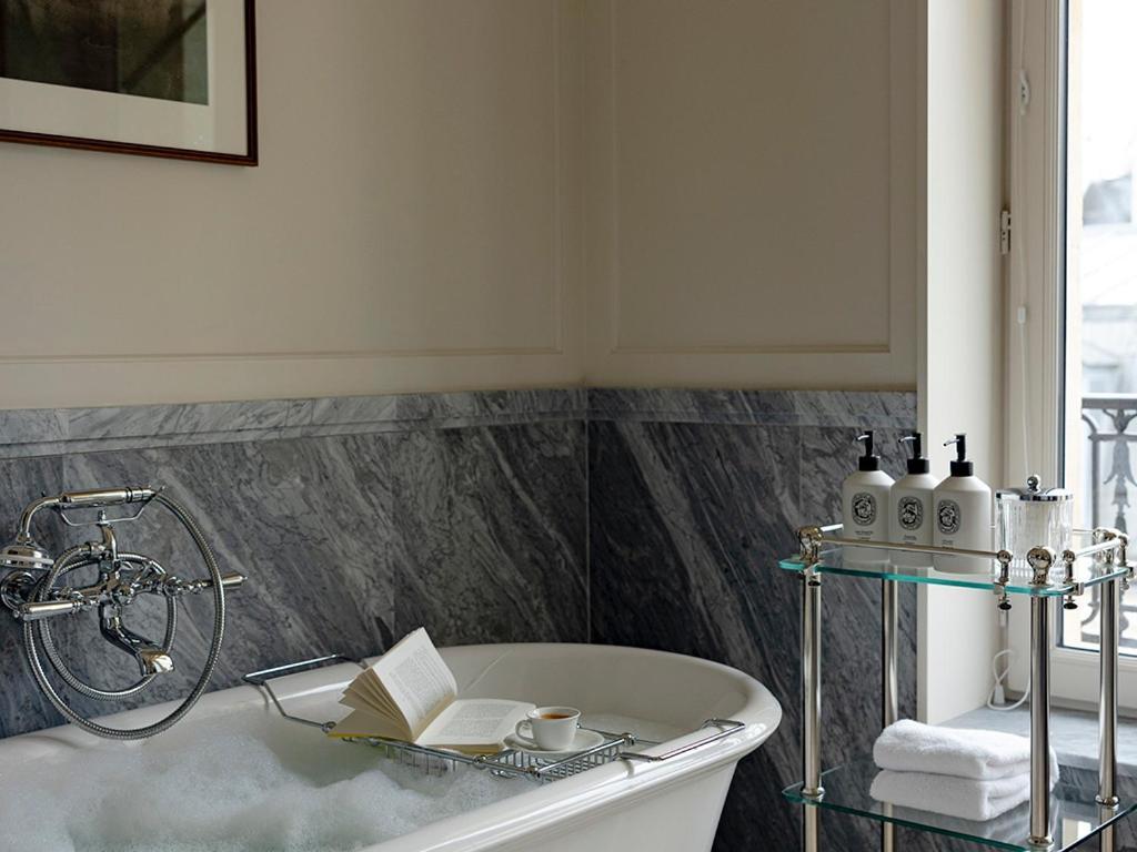 Balzac Hotel
