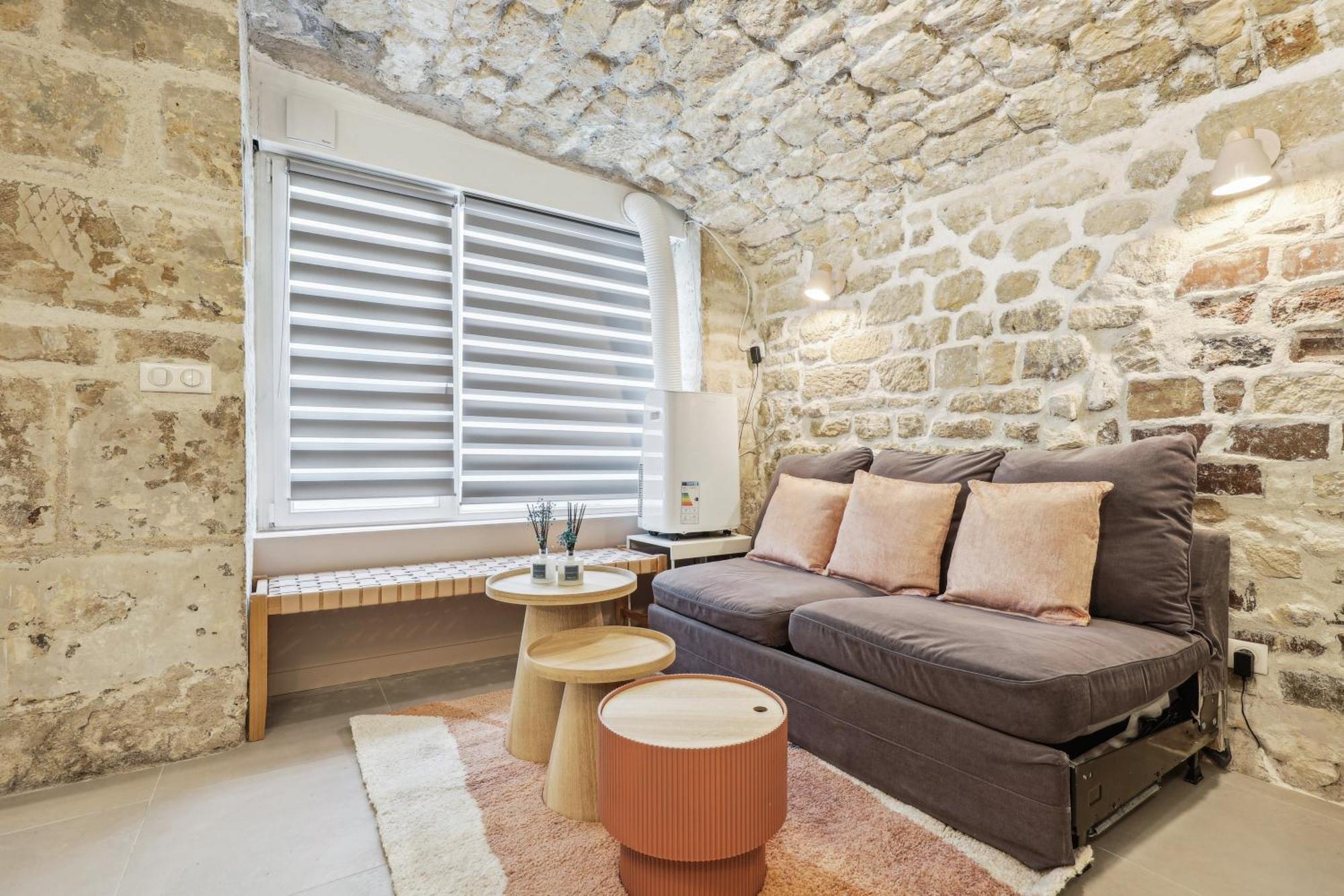 Appartement Lavie Maison Face Palais Royal Paris