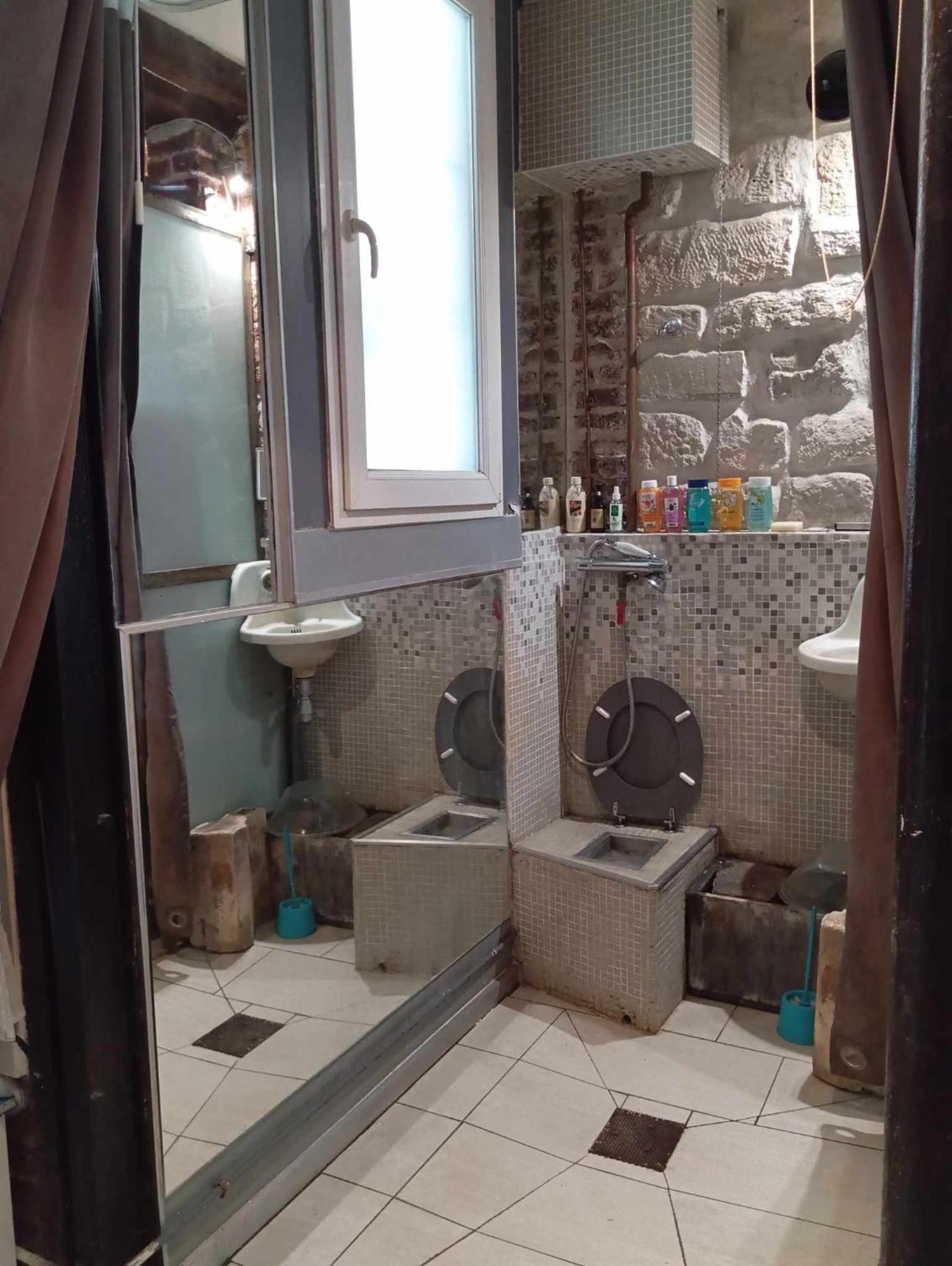 Sur Cour A Deux Pas Du Canal Saint-martin Apartamento