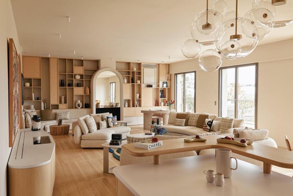 Luxury In *