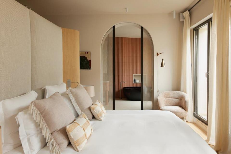 Luxury In *