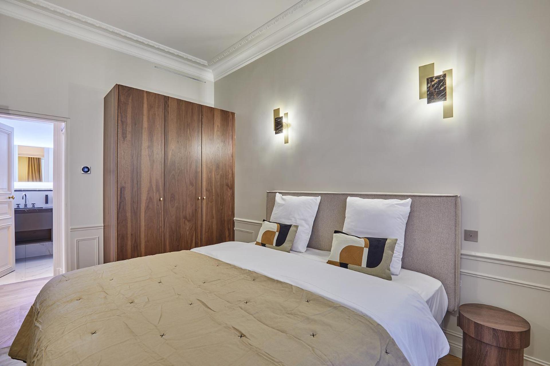 Appartement Amazing Saint Germain Des Pres With Ac By Prestige *