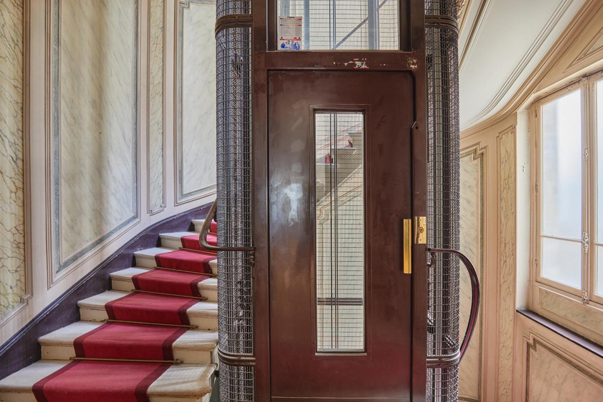 Appartement Amazing Saint Germain Des Pres With Ac By Prestige Paris
