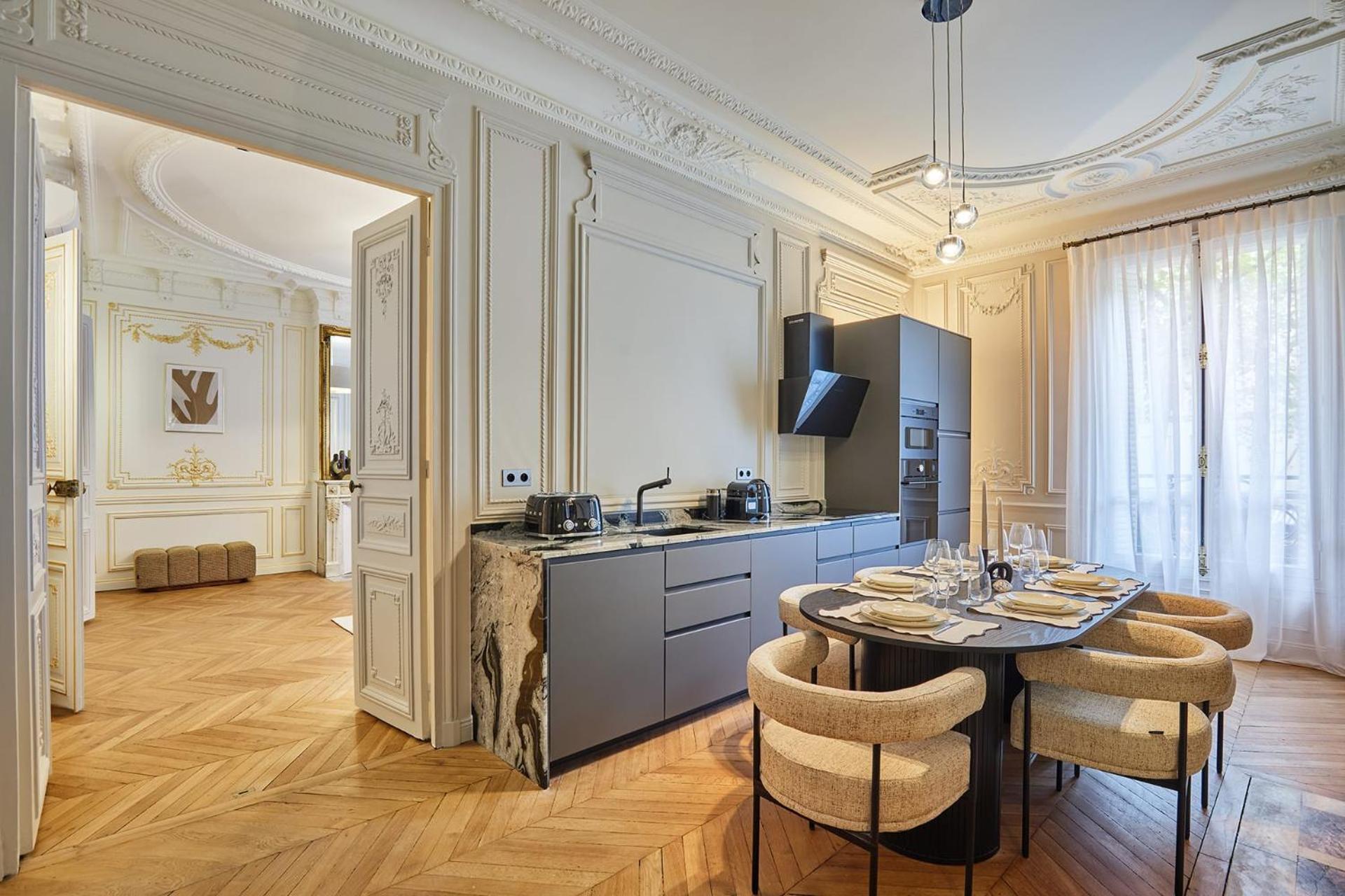 Appartement Amazing Saint Germain Des Pres With Ac By Prestige *