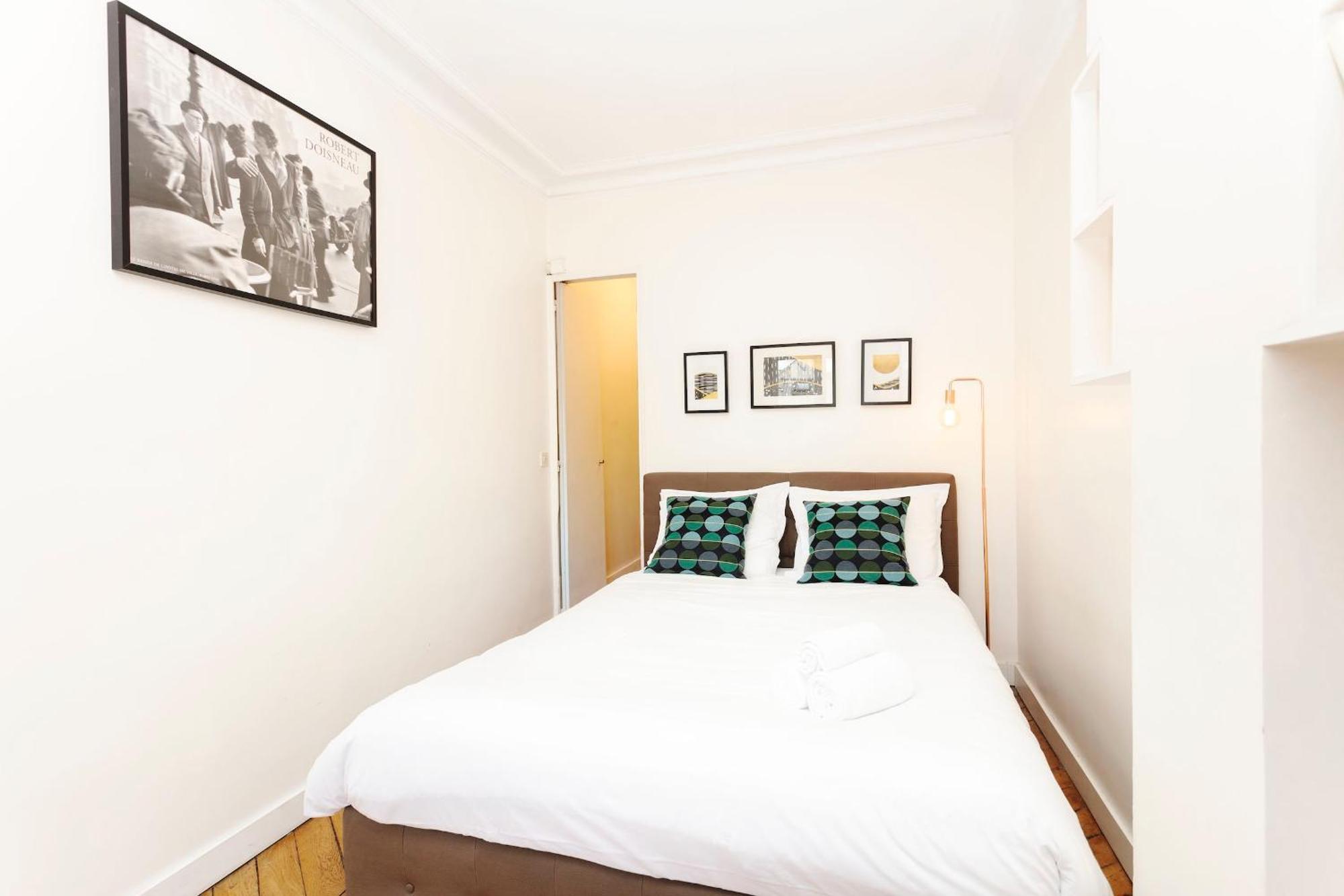 Apartment Notre-dame - 1br With Balcony - Cityapartmentstay Paris